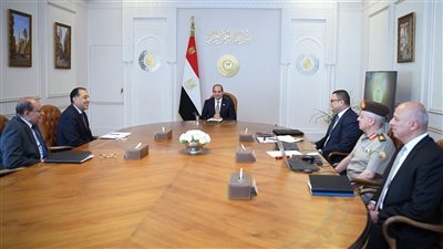 بينها رأس الحكمة والعلمين الجديدة.. السيسي يوجه بإنجاز الإنشاءات والمرافق والطرق المرتبطة بالمشروعات التنموية وخطط تطوير الساحل الشمالي الغربي