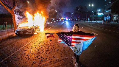 المارينز في الشوارع ومرشح رئاسي جديد يخطف الأضواء.. هل ترسم مظاهرات لوس أنجلوس تاريخا جديدا لأمريكا؟