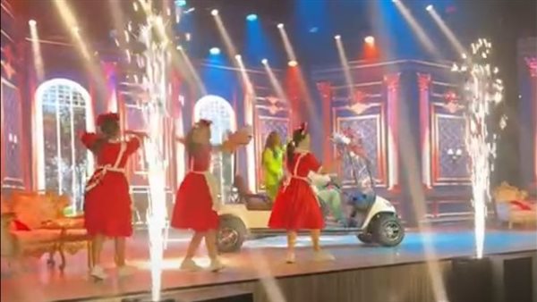 جانب من المسرحية