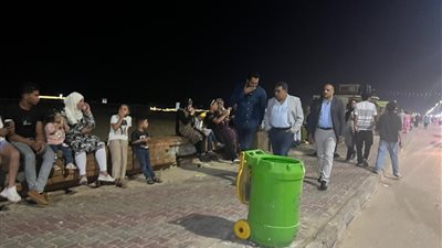 خلال جولة ليلية مفاجئة.. محافظ الدقهلية يوجه بإزالة الإشغالات من شوارع وشواطئ جمصة