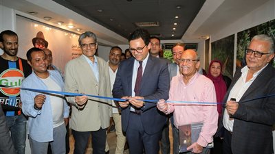 الفنان النبيل.. وزير الثقافة يفتتح معرضا للراحل أشرف الحادي 