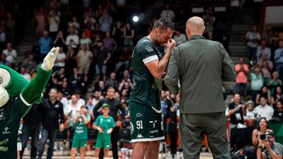 نهاية مسيرة محمد سند الهداف التاريخي لنادي نيم الفرنسي بعد 8 مواسم من التألق