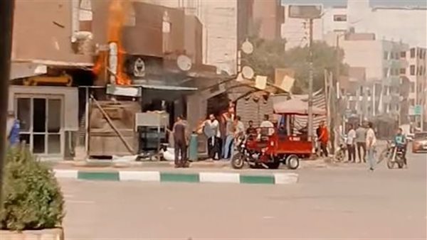 حريق بأحد المطاعم