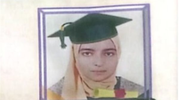  الطالبة رودينا محمد