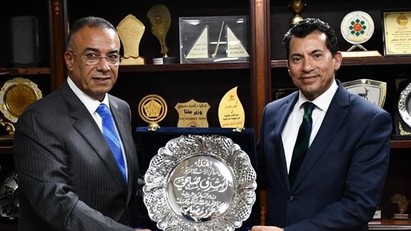 أشرف صبحي وعمرو مصيلحي