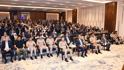 الأكاديمية العسكرية تنظم مراسم تخريج الدورة التدريبية للدفعة 57 ملحقين دبلوماسيين بعد إتمام فترة تأهيلهم