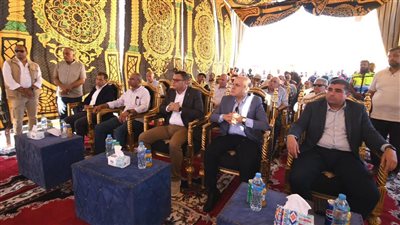 وزير الإسكان يوجه بسرعة دخول مشروعات حياة كريمة في كفر الشيخ الخدمة لاستفادة السكان منها