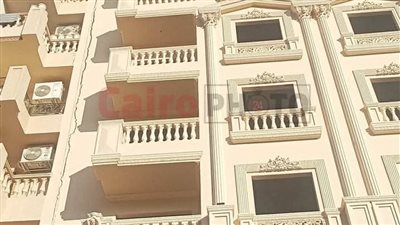 مصدر مسؤول عن تصدع عقار 14 طابقًا بأسيوط: يجري عمل دعامات للعقار ولا خوف على سلامة المواطنين