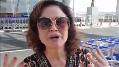 إلهام شاهين في أول ظهور بعد عودتها إلى مصر: مانمتش بقالي 48 ساعة وكنت قلقانة مارجعش بلدي