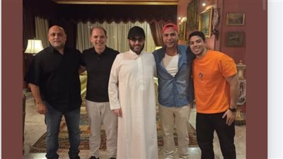 المستشار تركي آل الشيخ بعد زيارته لـ عادل إمام: الزعيم قالي إنه بيتنفس مسرح 