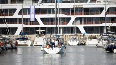 هربًا من صواريخ إيران.. آلاف الإسرائيليين يفرون سرًا إلى قبرص على متن يخوت سياحية