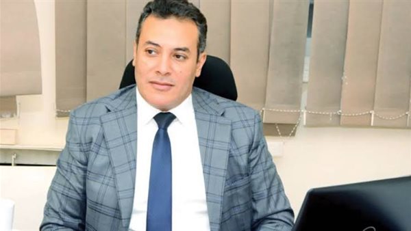 الدكتور مصطفى منير