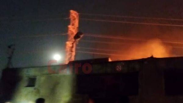 جانب من الحريق