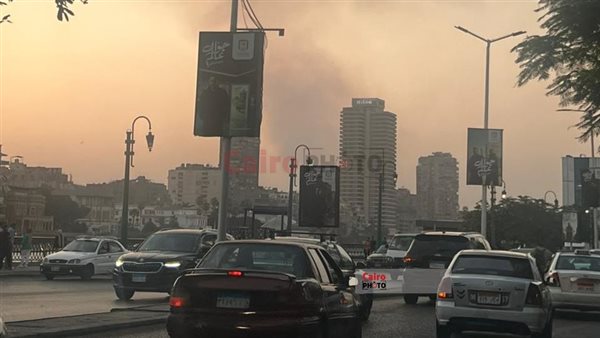 تصاعد أدخنة كثيفة