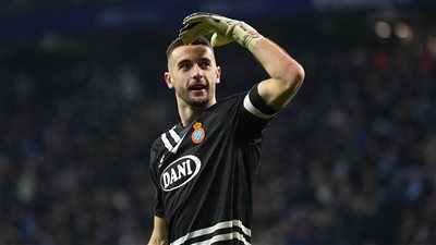 مفعلًا الشرط الجزائي.. برشلونة يعلن تعاقده مع خوان جارسيا