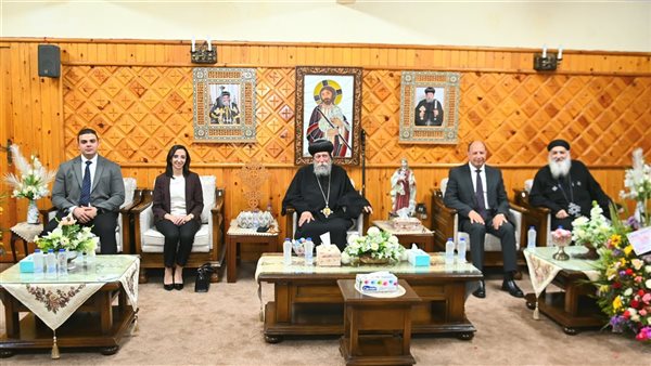 محافظ البحيرة ومدير