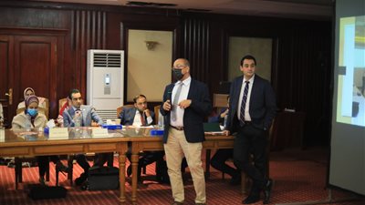 مشروع التأمين الصحي الشامل يكشف خطة الهيئة لإدارة الطب في مصر (صور)