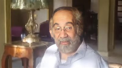 وائل الإبراشي: محمود ياسين ظُلم كثيرًا وعلينا إعادة الاعتبار له