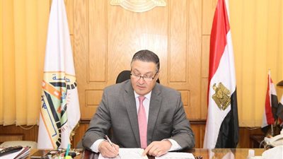 750 جنيهًا منحة للعاملين بجامعة بنها بمناسبة المولد النبوى الشريف