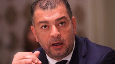 هاني شكري يحصل على حكم نهائي بإلغاء شطب عضويته في الزمالك