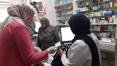 “صحة الفيوم” تغلق 5 صيدليات بمركز إطسا.. تعرف على السبب