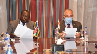 وزير الري ونظيره جنوب السوداني يختتمان اجتماعات اللجنة الفنية المشتركة لمشروعات التعاون الثنائي