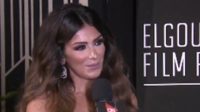 إنجي المقدم عن جائزة الجونة للإنجاز الإبداعي: “أتمنى إعطاءها ليحيى الفخراني وصلاح السعدني”