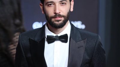 كريم قاسم على السجادة الحمراء في افتتاح مهرجان الجونة السينمائي (صور)