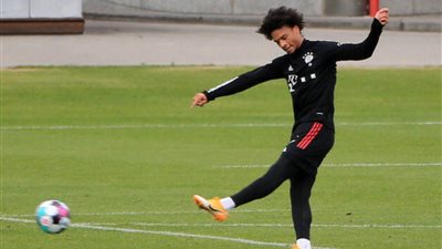 ليروي ساني يعود لتدريبات بايرن ميونخ (صور)