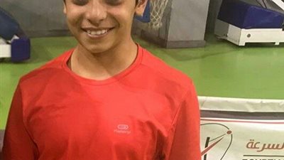 وفاة طفل يتسبب في توقف النشاط الرياضي بنادي “الرواد” بالعاشر من رمضان (صور)