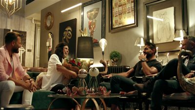 فيفي عبده لمقدم “قعدة رجالة 3”: “أنت شراني وكداب” (فيديو)