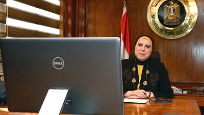 اتحاد الصناعات يستضيف وزيرة الصناعة لمناقشة المجمعات الصناعية المطروحة