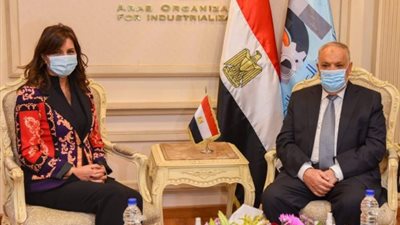 بالتعاون مع “العربية للتصنيع”.. “الهجرة” تستعد لإطلاق مؤتمر مصر تستطيع بالصناعة