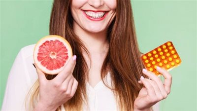 تناول فيتامين سي وحده قادر على مقاومة فيروس كورونا والشفاء منه (دراسة)