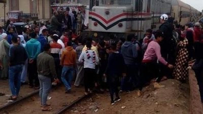 الثاني خلال ساعات.. مصرع طفل صدمه قطار في قنا