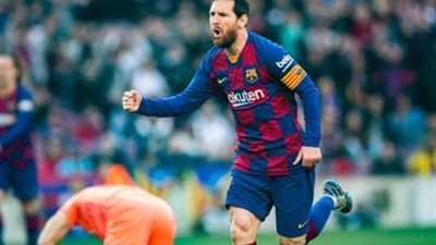 مارادونا: برشلونة عامَل ميسي بشكل سيئ مثلما حدث معي