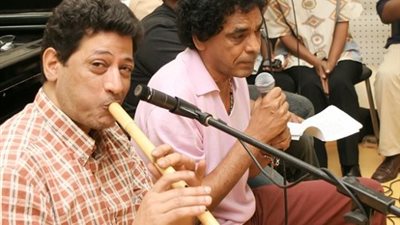 خروج عازف الناي والكولة عبد الله حلمي من العناية المركزة