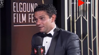 آسر ياسين من الجونة: “طاهر ابني الكبير عنده ميول ناحية التمثيل”