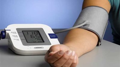 32 نوعًا من الطعام يساعد في خفض ضغط الدم بشكل آمن وسريع.. تعرف عليهم