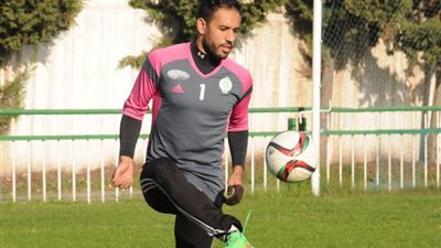 غياب حارس الرجاء الأساسي عن مواجهة الزمالك بدوري أبطال إفريقيا (خاص)