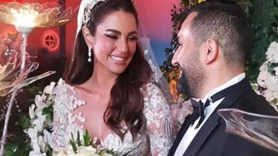 تعليق مصمم الأزياء هاني البحيري على فستان حفل زفاف درة (صور)