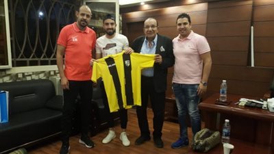 رسيمًا.. المقاولون العرب يضم أحمد داودا لمدة 3 سنوات