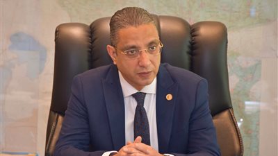 بعد شكوى مواطن.. محافظ الفيوم يوجه بالإزالة الفورية لمبنى مخالف بطريق إبشواي السياحي