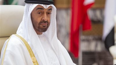 ولي عهد أبو ظبي لماكرون نرفض خطاب الكراهية الذي يؤذي مشاعر الملايين من البشر