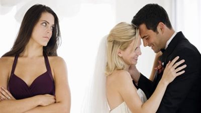 استشاري نفسي يشرح دوافع الرجل والمرأة للدخول في تجربة الزواج للمرة الثانية