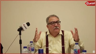 إبراهيم عيسى: جمهور الأهلي مخترق من الإخوان.. والسلفية تسيطر على جماهير الزمالك (فيديو)