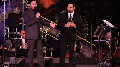 بعد تعافيهم من كورونا.. عاصي الحلاني ونجله الوليد يظهران معًا بـ”الموسيقى العربية”