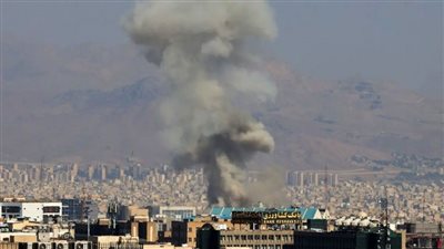 إعلام إيراني: مقتل 7 من الحرس الثوري الإيراني وجنديين في ضربة إسرائيلية