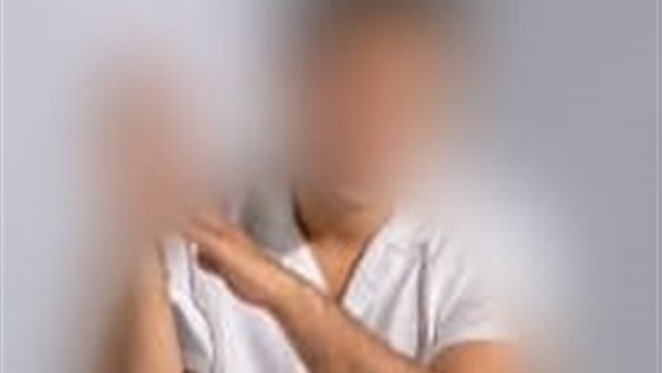 سيدة تحذر من مدرب