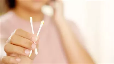 علامة غريبة في شمع الأذن قد تكشف عن إصابتك المبكرة باضطراب دماغي خطير